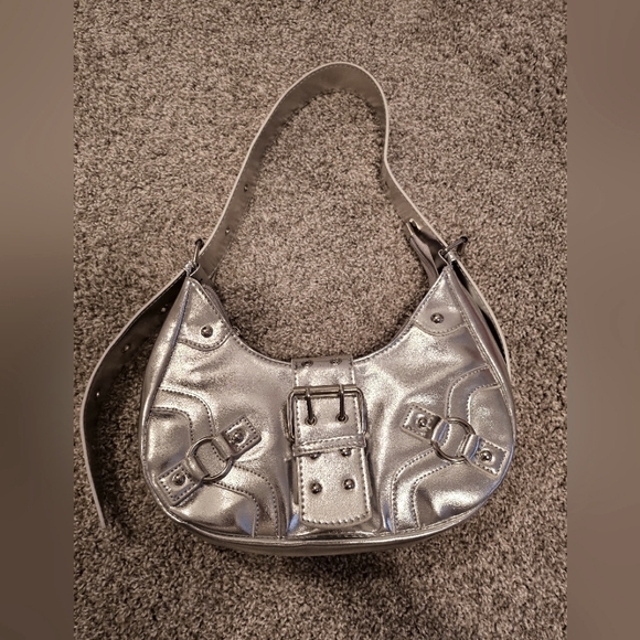 Silver Y2K shoulder bag - Picture 4 of 4